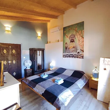 Casa Pura Vida * Relleu
